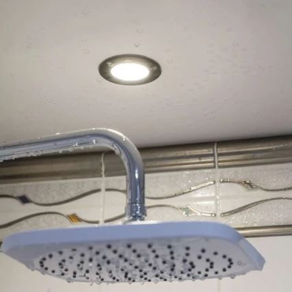 LED Koupelnové podhledové svítidlo LORI LED/4,5W/230V IP65 2700/4000K pr. 8,5 cm černá