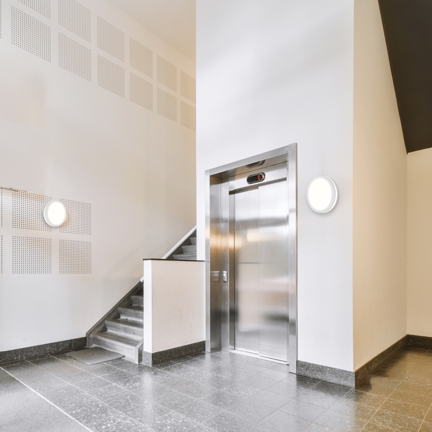 LED Koupelnové stropní svítidlo se senzorem LED/12W/230V 3000/4000/6500K IP65 pr. 20 cm bílá + dálkové ovládání
