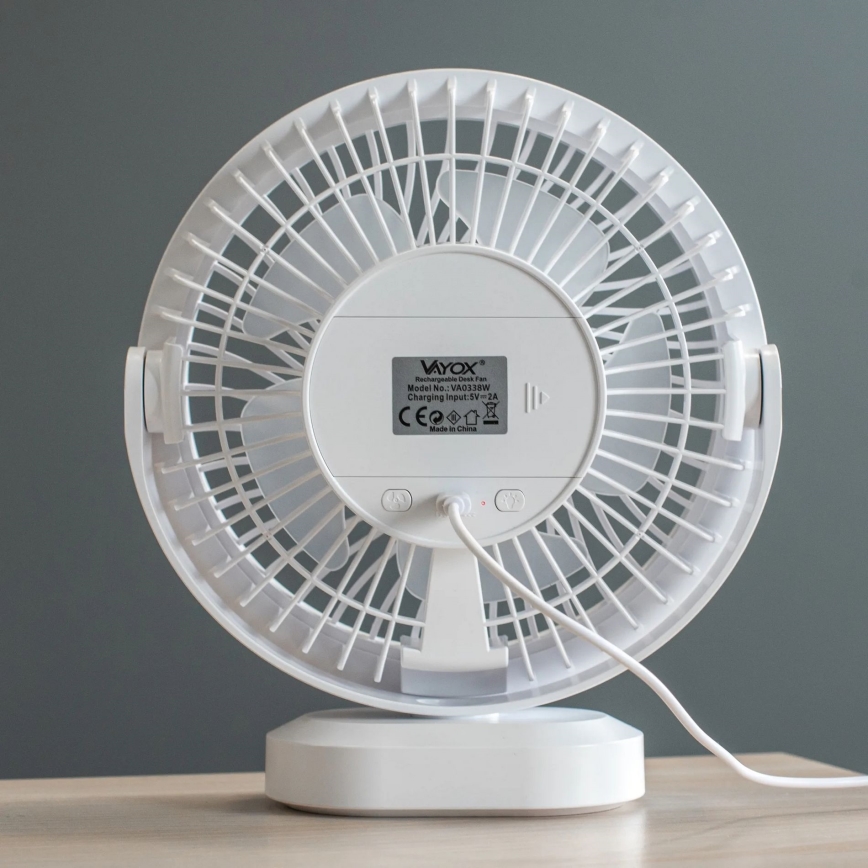 LED Nabíjecí stolní ventilátor s LED osvětlením LED/3W/5V USB 2400 mAh bílá