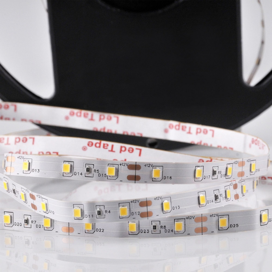 LED Pásek 5m LED/10W/12V IP20 3300K