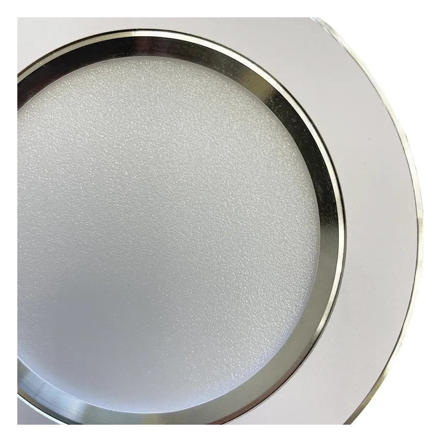 LED Podhledové svítidlo LED/7,5W/230V 4000K bílá/stříbrná
