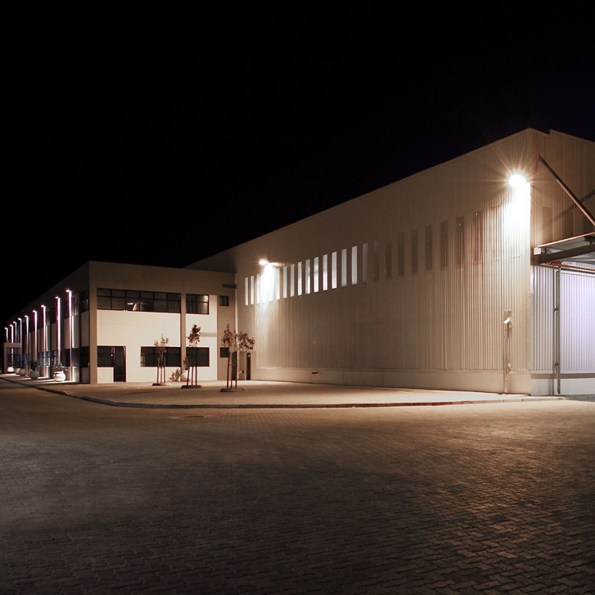 LED Reflektor LED/30W/230V 3000/4000/6500K IP65 černá