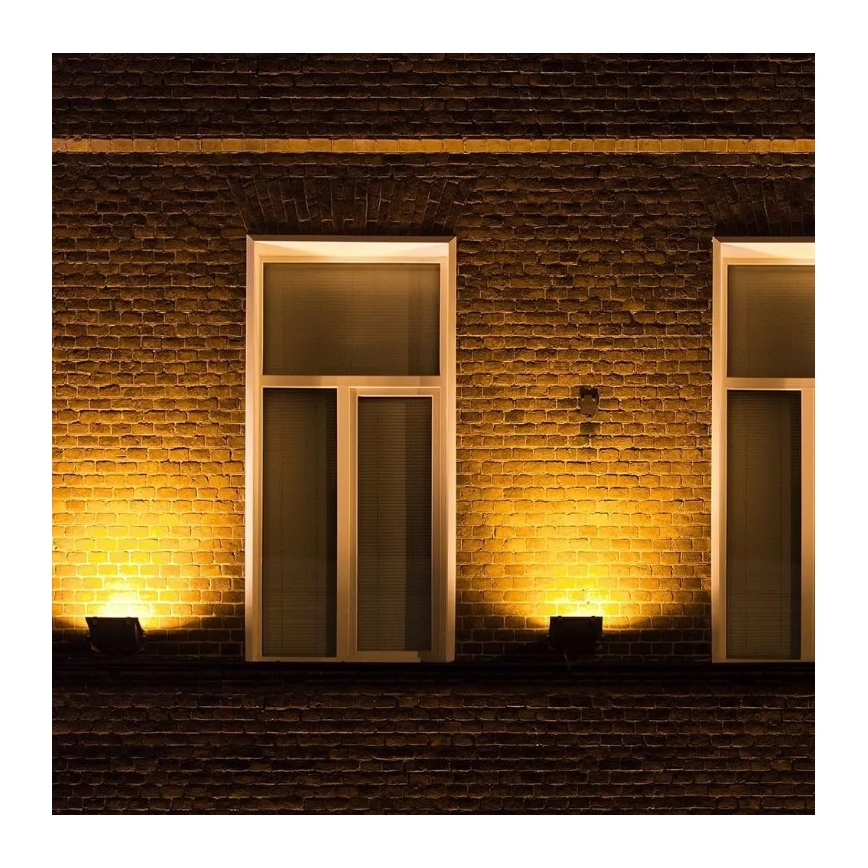 LED Reflektor s přímým napojením SAMSUNG CHIP LED/10W/230V IP65 3000K černá