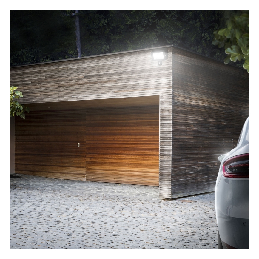 LED Reflektor se senzorem pohybu NOCTIS LUX 3 LED/50W/230V 4000K IP44 bílá