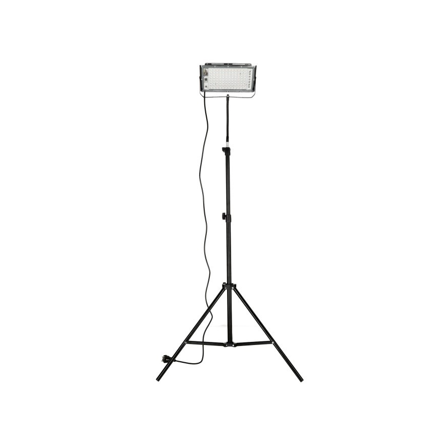 LED Reflektor se stojanem pro pěstování rostlin FIRON LED/45W/230V IP54 černá