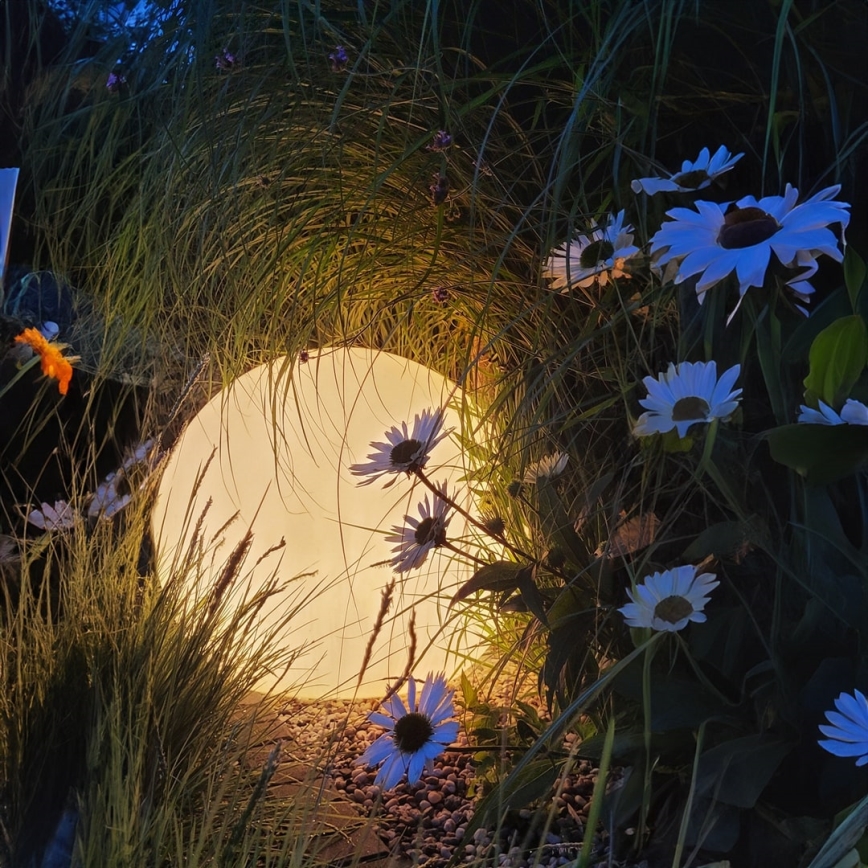 LED RGBW Stmívatelná venkovní lampa GLOBO 1xE27/9W/230V 2700-6500K pr. 30 cm IP44 Wi-Fi