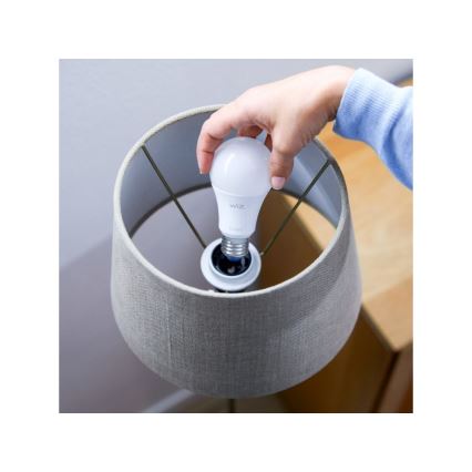 LED RGBW Stmívatelná žárovka A60 E27/8W/230V 2200-6500K CRI 90 Wi-Fi -WiZ