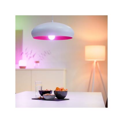 LED RGBW Stmívatelná žárovka E27/8,5W/230V 2200-6500K CRI 90 Wi-Fi + dálkové ovládání - Reality