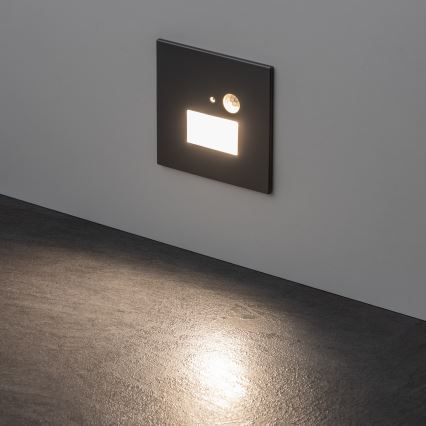 LED Schodišťové svítidlo se senzorem pohybu a soumraku LED/1,5W/230V 3000/4000/6500K stříbrná