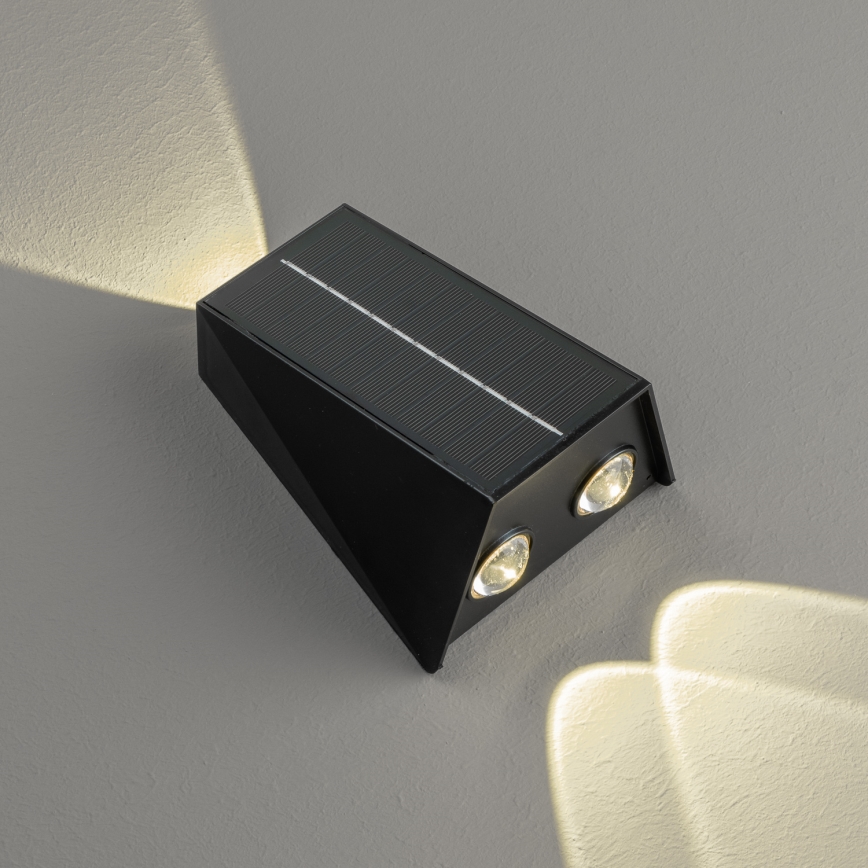 LED Solární nástěnné svítidlo se senzorem LED/2W/5V IP54 1300 mAh