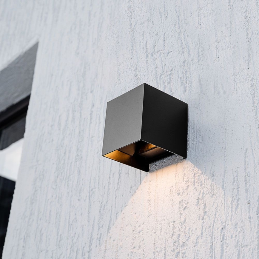LED Solární nástěnné svítidlo se senzorem LED/3W/3,7V IP65 4000K černá