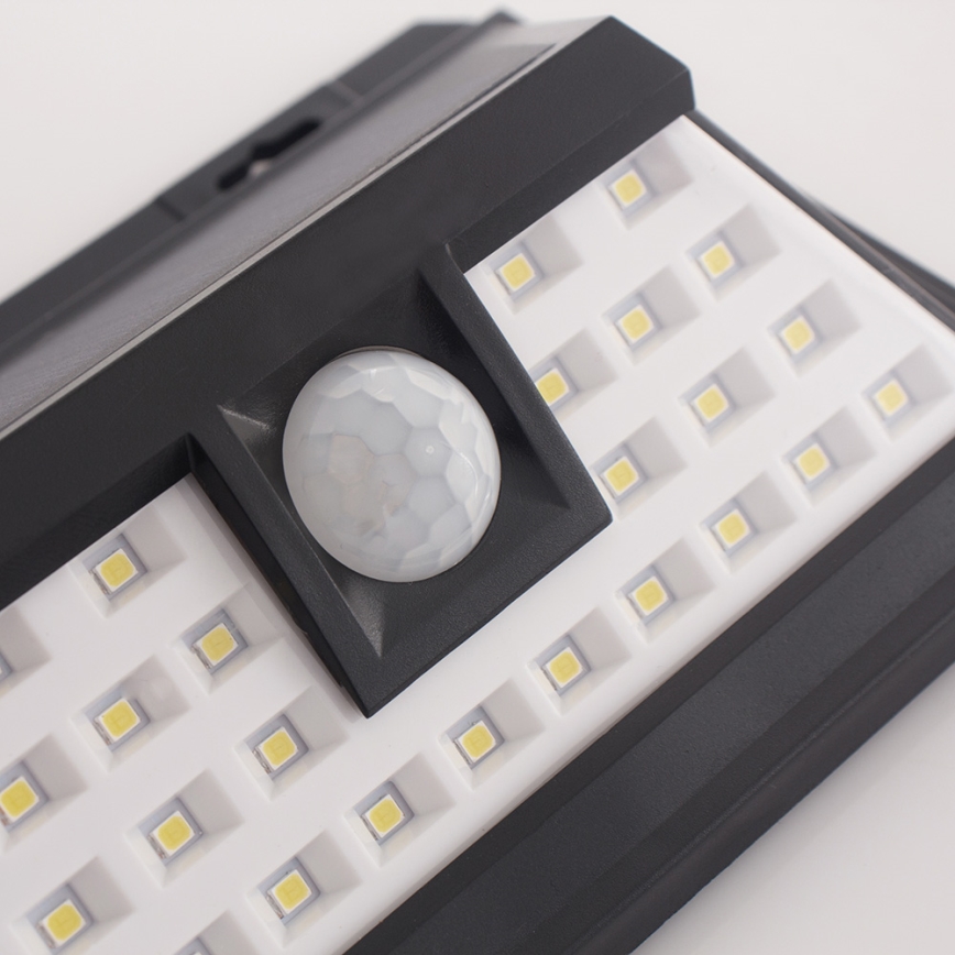 LED Solární nástěnné svítidlo se senzorem LED/5W/3,7V 1800 mAh IP65