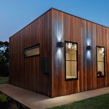 LED Solární nástěnné svítidlo WINGS LED/2W/1300 mAh 3,7V 6000K IP54 černá