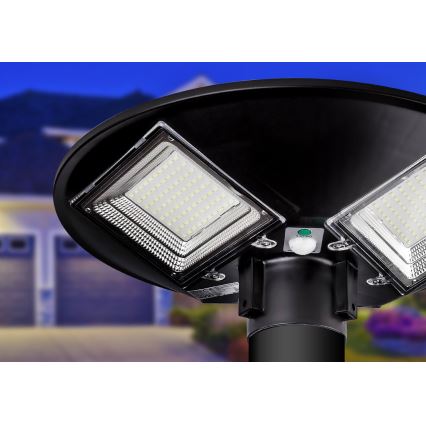 LED Stmívatelná solární pouliční lampa se senzorem LED/15W/6V 11000 mAh 6500K IP65 černá + dálkové ovládání