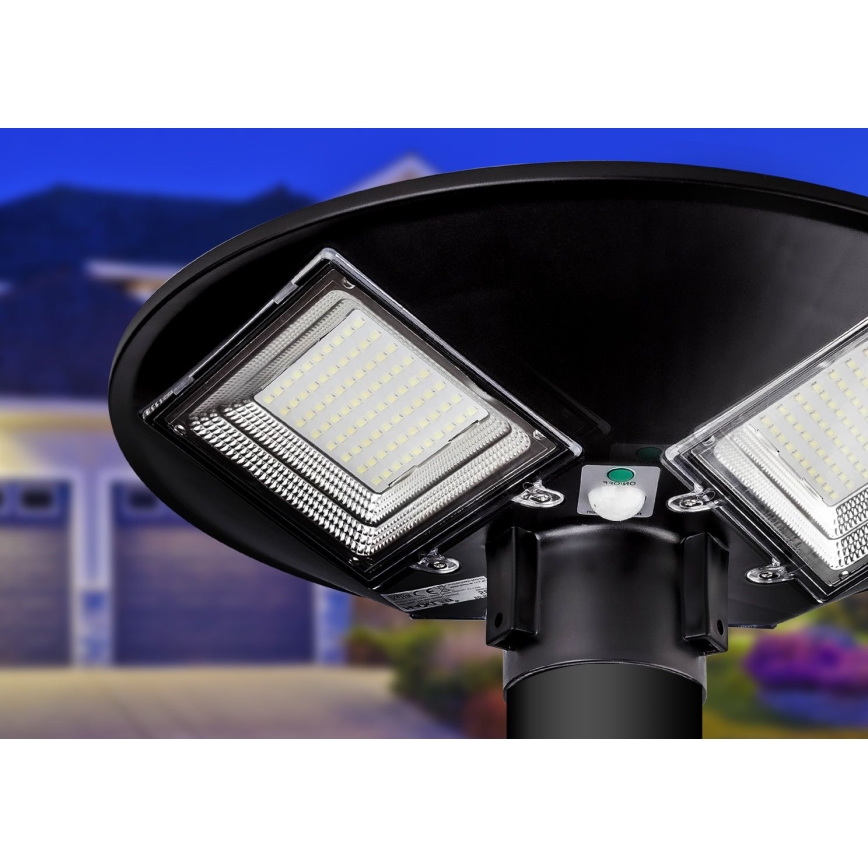 LED Stmívatelná solární pouliční lampa se senzorem LED/15W/6V 11000 mAh 6500K IP65 černá + dálkové ovládání