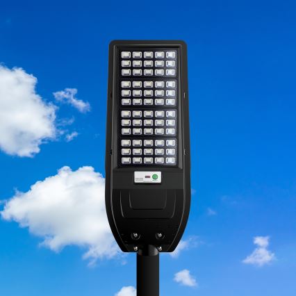 LED Solární pouliční lampa VIA 150W/15000 mAh 3,2V 6000K IP65 + dálkové ovládání