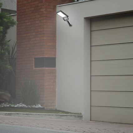 LED Solární reflektor se senzorem LED/5W/3,7V 4000K 1500 mAh IP54 černá
