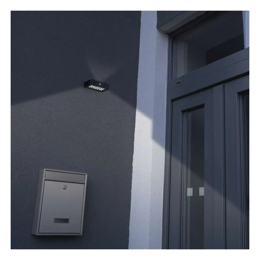 LED Solární reflektor se senzorem pohybu LED/3,7V 1200mAh 4000K IP65 černá