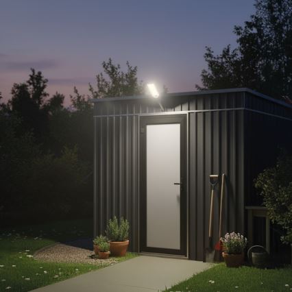LED Stmívatelná solární pouliční lampa se senzorem VENICE LED/50W/3,2V 4000 mAh IP65 černá + dálkové ovládání