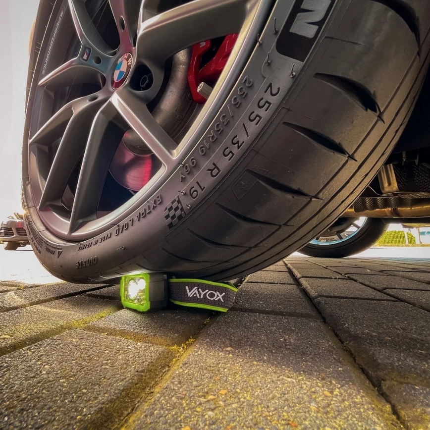 LED Stmívatelná nabíjecí čelovka se senzorem LED/10W/5V IP66 750 lm 1500 mAh