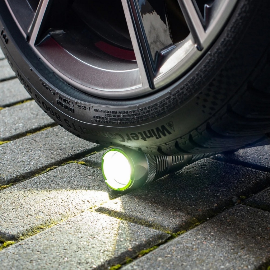 LED Stmívatelná nabíjecí svítilna s funkcí powerbanky LED/30W/5V IPX7 3000 lm 4000 mAh