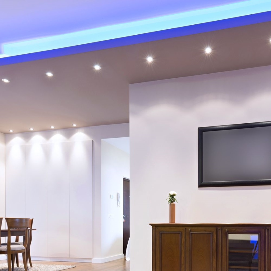 LED Stmívatelná žárovka GU10/6W/230V 3000K 110°
