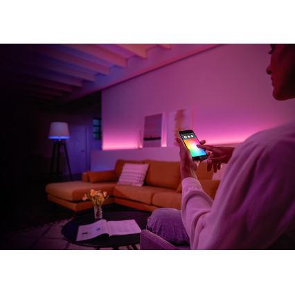 LED Stmívatelná žárovka Philips Hue White And Color Ambiance GU10/5,7W/230V 2000-6500K