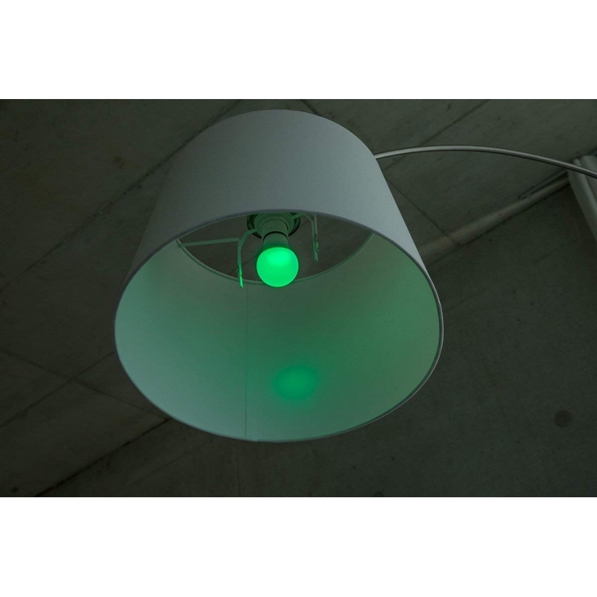 LED Stmívatelná žárovka RGB STAR E14/4,5W/230V 2700K – Osram