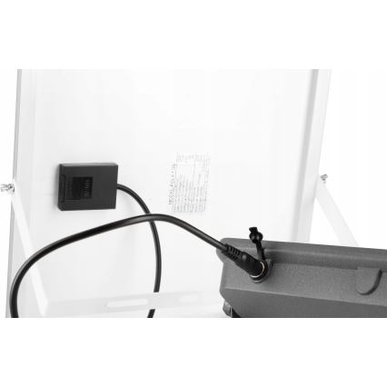 LED Stmívatelný solární reflektor LED/100W/3,2V 5000K 10500 mAh IP65 černá + dálkové ovládání