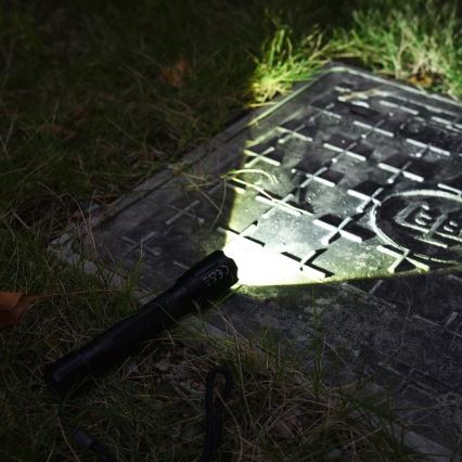 LED svítilna LED/5W/2xAA