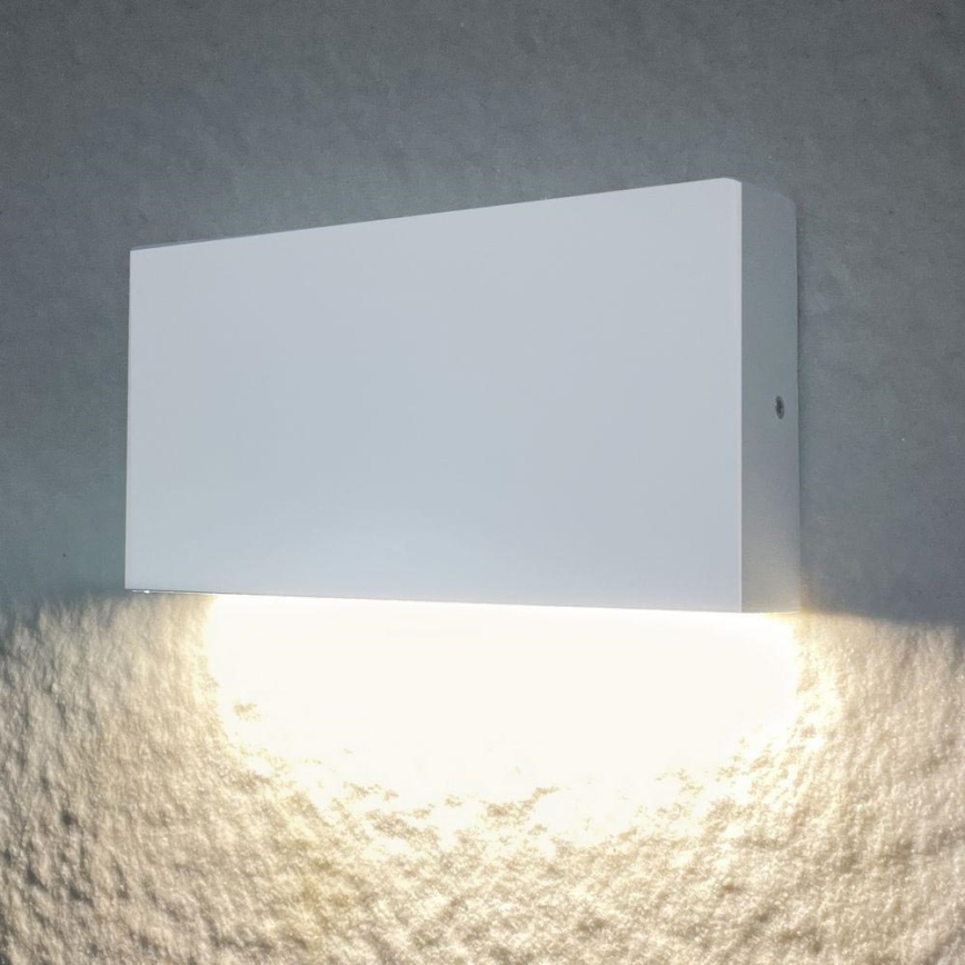 LED Venkovní nástěnné svítidlo CHICAGO LED/5,5W/230V IP44 bílá