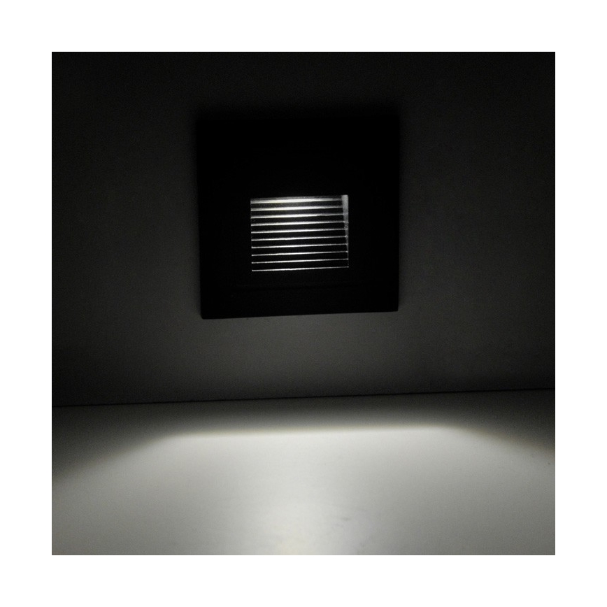 LED Venkovní schodišťové svítidlo Q6 LED/3W/230V IP44