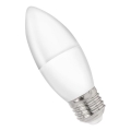 LED Žárovka C37 E27/8W/230V 6000K