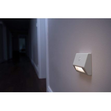 Ledvance - LED Schodišťové svítidlo se senzorem NIGHTLUX LED/0,25W/3×AAA IP54
