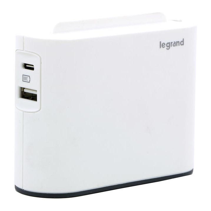 Legrand 049401 - Rozbočovací zásuvka 2Z Typ C + USB-A + USB-C bílá