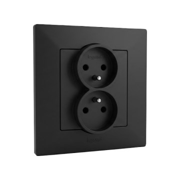 Legrand - Dvojitá zásuvka domovní s rámečkem 250V/16A NILOE STEP černá