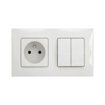 Legrand - Dvojitý vypínač č. 5 a zásuvka domovní 250V/16A s rámečkem NILOE bílá