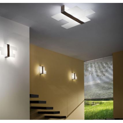 Nástěnné svítidlo TRIAD 2xE27/57W/240V