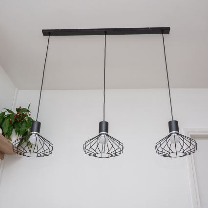 Lustr na lanku SOLANO 3xE27/15W/230V černá/lesklý chrom