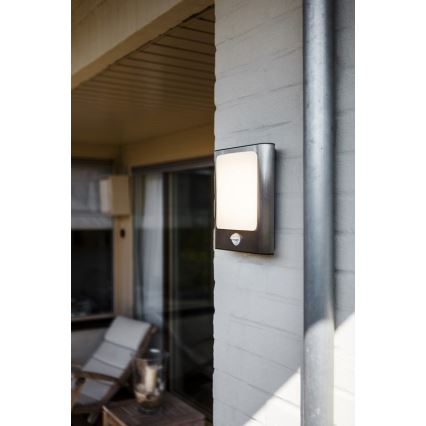 LED Venkovní svítidlo se senzorem FACE LED/13W/230V IP44