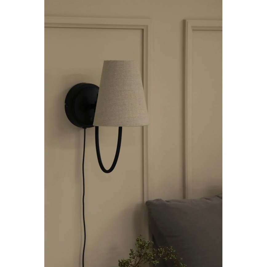 Markslöjd 108907 - Nástěnná lampa AMAR 1xE14/40W/230V béžová/černá