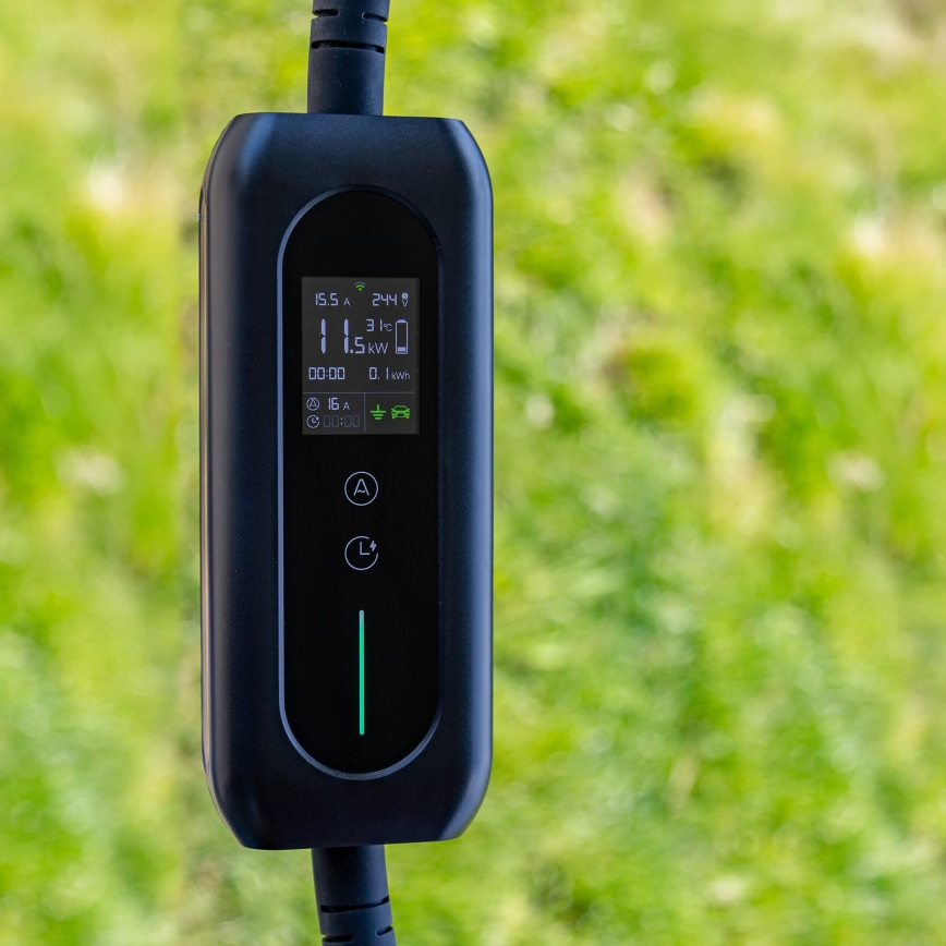 Nabíjecí stanice pro elektromobily typu 2 5 m 22kW 16A IP54 Tuya