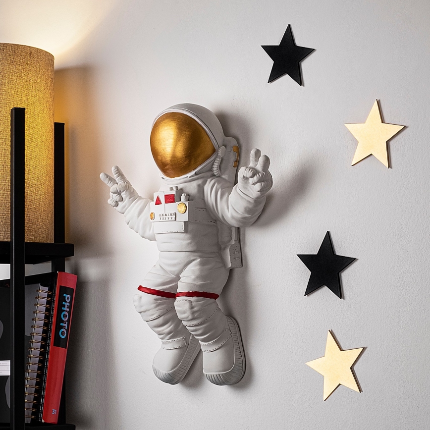 Nástěnná dekorace 47x35 cm astronaut zlatá