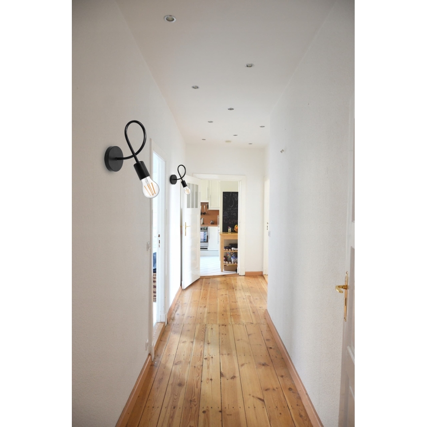 Nástěnná lampa 1xE27/20W/230V černá