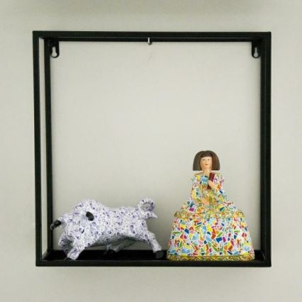 Nástěnná police 40x40 cm černá