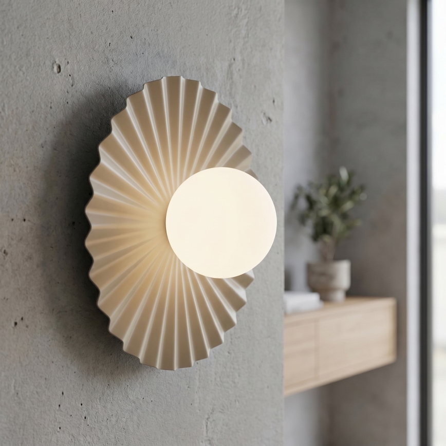 Nástěnné svítidlo UMBRA 1xG9/8W/230V béžová