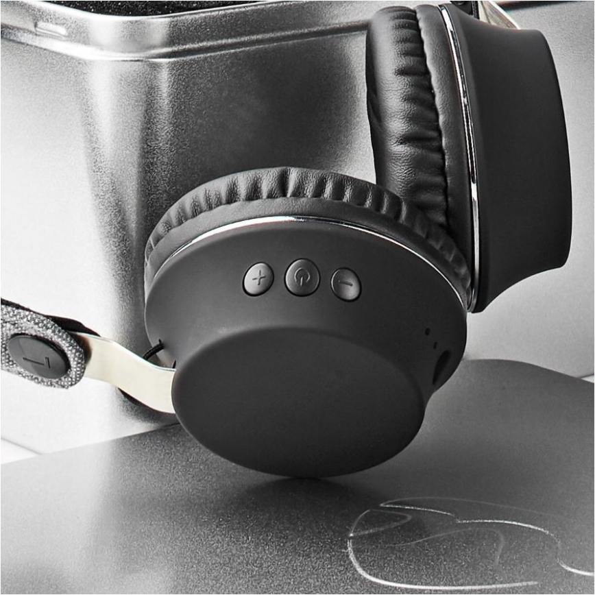 Stylová bezdrátová sluchátka v látkovém provedení