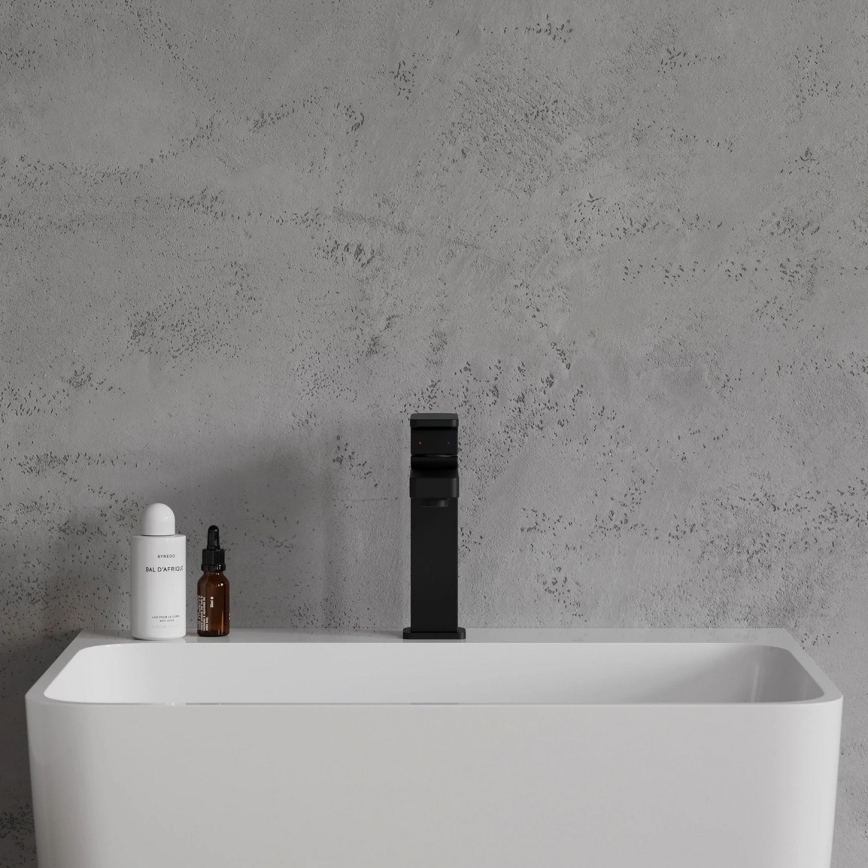 OMNIRES BA7810BL - Umyvadlová baterie BARETTI 17 cm matná černá