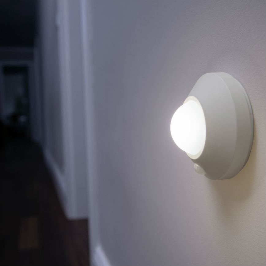 Osram - LED Orientační svítidlo se senzorem NIGHTLUX LED/2W/3xAA bílá