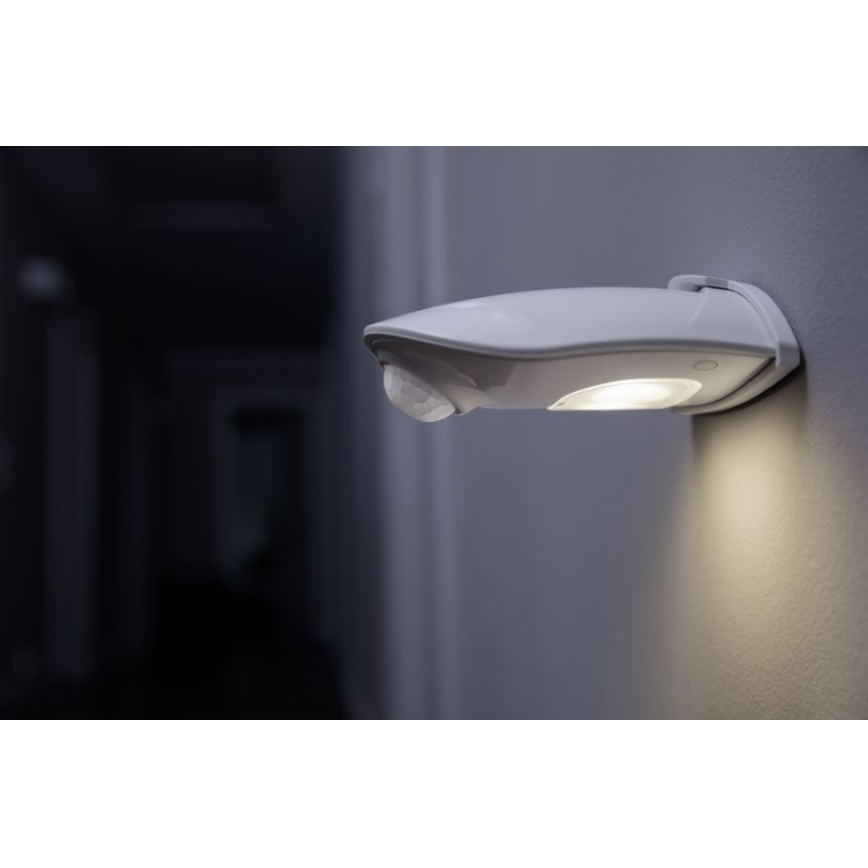 Osram - LED Venkovní nástěnné svítidlo se senzorem DOORLED LED/0,5W/3xAA IP54 bílá